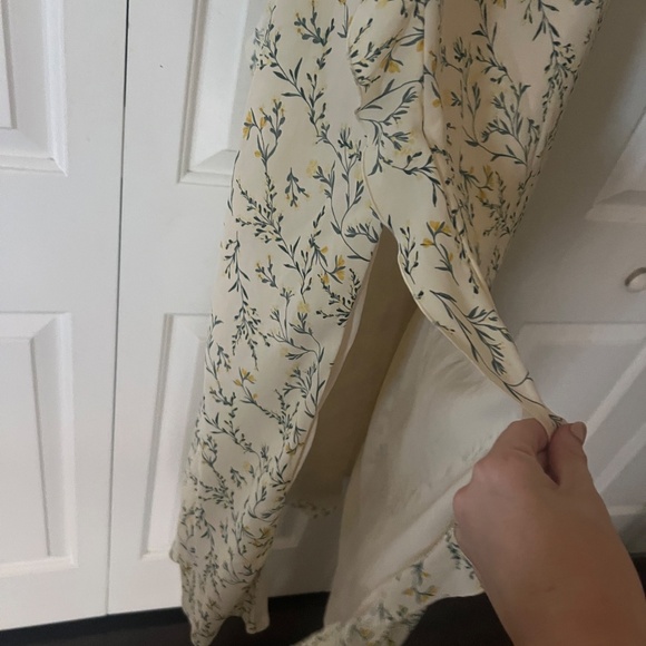 Avondale Dress (yellow floral) - Picture 3 of 13